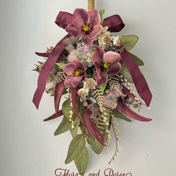 クリスマスローズのアンティークスワッグ