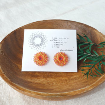 夏色オレンジピアス/イヤリング|軽やかビタミンカラー|浴衣や夏祭りコーデに