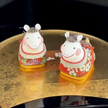 正絹縮緬人形　干支の置物　干支飾り【ベビちゃんシリーズ　ベビポニ　1頭】馬　縮緬細工　正月　コンパクト　縁起物　出産祝い