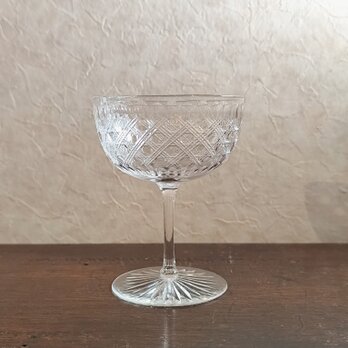 アンティーク　ヴィンテージ　ダイヤモンドカットが美しいクリスタルカクテルグラス　高10.5㎝【YG22】　