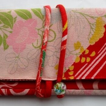 8478 花柄の長襦袢で作った和風財布・ポーチ