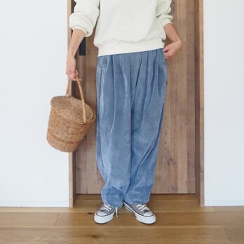 【Pre-order】Corduroy tuck pants / Blue Gray