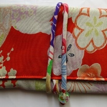 ８４８１　花柄の着物で作った和風財布・ポーチ