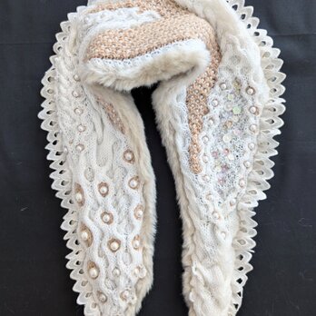 216.なわ編みのDecoティペットPearl Latte【エコファー裏地つき】