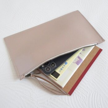 SALE開始～   《ゴートスキン》A６対応・フラットファスナーケース・パールベージュ・0334