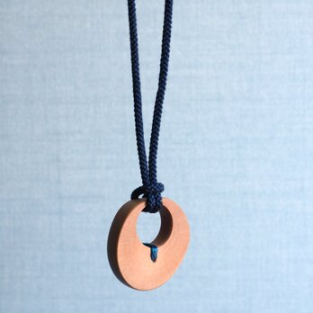 椿の木のペンダント【ねんねん】藍