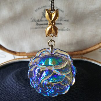 ヴィンテージ　シトリン薔薇／オーロラ　大きなペンダントRibbonネックレス