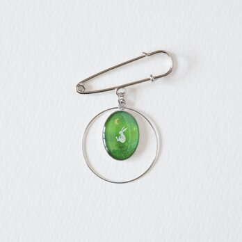 ピンブローチ008/三日月とウサギ