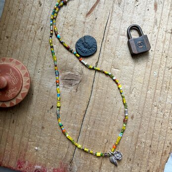 ＊古のとりとめ（の）ないネックレス@ベネチアの小さなカンネビーズ＋フランスとアメリカのデッドストックシードビーズなどなど