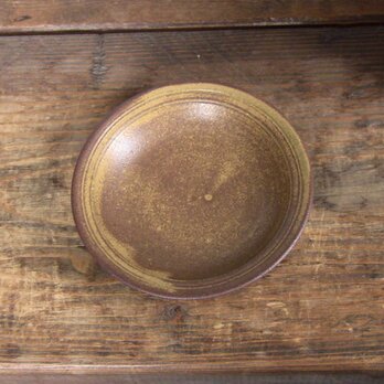 線描小皿（伊羅保）