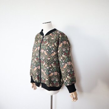 MODA　ストロベリーシーフのキルティングブルゾン