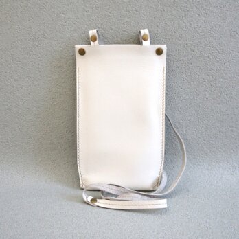 SALE開始～   スリムにお出掛け《牛革》スマホショルダー・フラットタイプ・ポーチ・オフホワイト・082