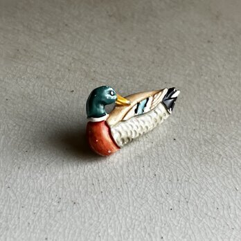 イギリス　エナメルブローチ　色鮮やかな鴨のブローチ