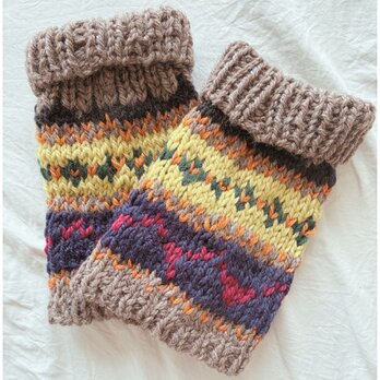 極太毛糸で編んだ編み込みレッグウォーマー〜ショート丈〜