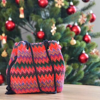 最後の１点！　イタリア製　ウールジグザグニット　スクエア 2wayポシェットマリンバッグ　クリスマスギフト・ご褒美バッグ