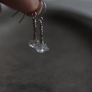 アフガニスタン産水晶とカレンシルバーのピアス（silver925）orイヤリング