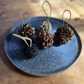 森のクリスマス Ⅲ  ~5種類の木の実のオーナメント  ~X’masツリーや枝に