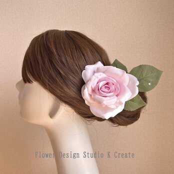 ペールピンクの薔薇と葉っぱの髪飾り（シングルワイヤー仕様）　フラメンコ　ダンス　フォーマル　結婚式　袴　髪飾り　フローレス