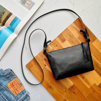 【シュリンク】BASICショルダーバッグ（シンプル/コンパクト/メンズ/レディース/ファスナー/旅行）ブラック