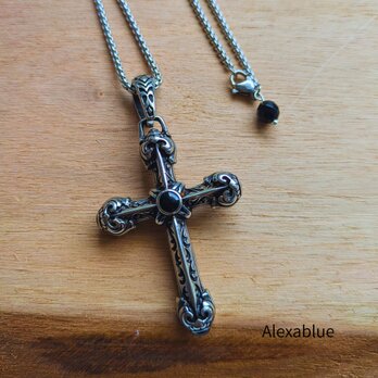 ヴィンテージ風 BIGクロスチャーム × オニキス ステンレスユニセックスネックレス 8月誕生石