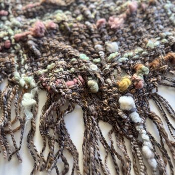 手紡ぎ毛糸で織ったストール　ブラウン&アートヤーン