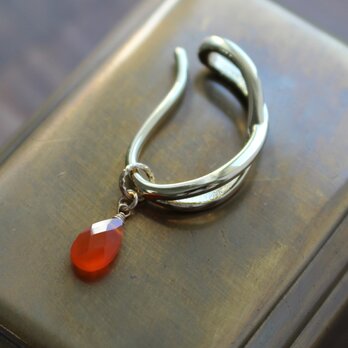 ✨7月誕生石✨ カーネリアン＜ペアシェイプ・ブリオレット＞のイヤーカフ