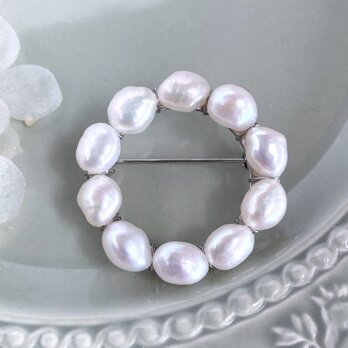 バロック淡水真珠のサークルブローチ・小さめサイズ