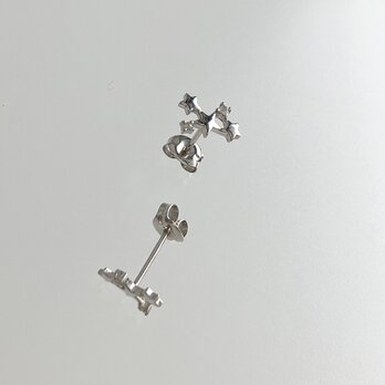 小さな星のピアス