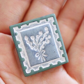 : : : 陶土の草花ブローチ : : : 1396