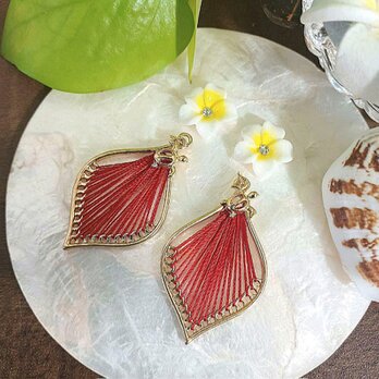 Aloha✿ホヌハープ プルメリア イエロー❀ピアス レッド No.1320