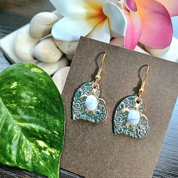 ハワイアンジュエリーデザイン♡ハートシルバー ホヌホワイトターコイズカラーピアス No.556