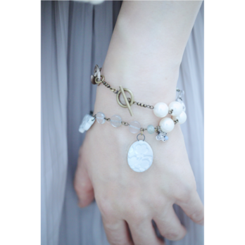 【クリスマス特別作品】: : : 陶土の草花ネックレス : : : 1402