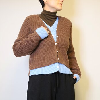 【2025新作】洗える❤︎レイヤードバイカラーニットカーディガンニット（ブラウン×ブルー）25050