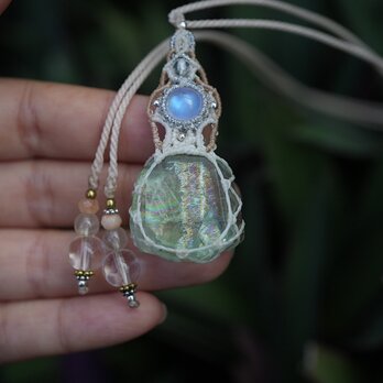 虹の涙：Moonstone フローライト マクラメネックレス1871