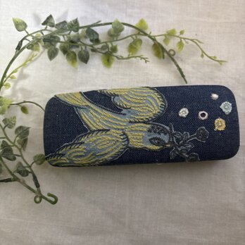 ✳︎ ✳︎ ハンドメイド★ミナペルホネンfollowing day蝶々花刺繍メガネケース デニムリネン