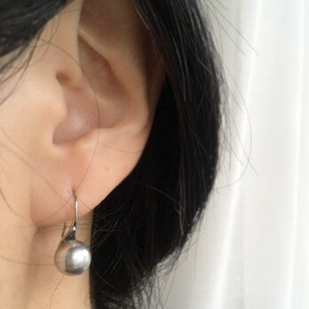 3色から選べるパールカラー xドロップラインのピアス フォーマル アクセサリー