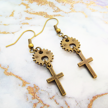 アンティークゴールド ロザリオと歯車のコンパクトなピアス スチームパンク風 シンプル