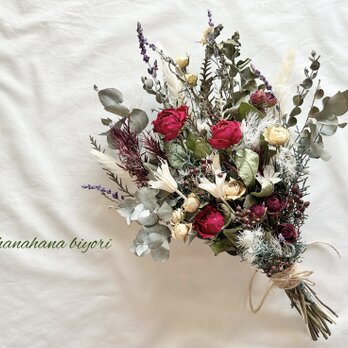 薔薇とグリーンの冬スワッグ クリスマスやお正月にも★