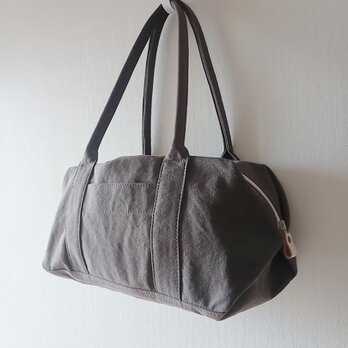 ☆ヴィンテージ加工帆布☆のキャラメルショルダーバッグ　《チャコールグレーＭ》