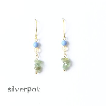 G47【天然石　グリーンアパタイト】と落ち着いたパステルカラーのピアス（パーツ変更可能）