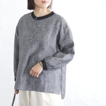 《1点限り》黒襟が映える✦ リネン クレリック プルオーバーブラウス （シャンブレーブラック）TP12