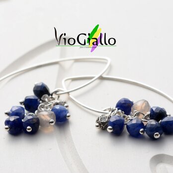 ソーダライトとグレーオニキスの粒々Ｖフックピアス