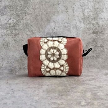 化粧ポーチ/アプリコット・スエード上品インド刺繍の大人の華やかポーチ