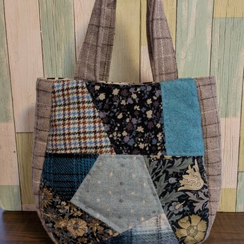 冬のしずく形のクレイジーバッグ　グレー