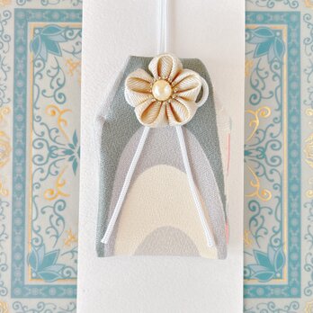 （冬虹）元巫女が作る花のお守り袋