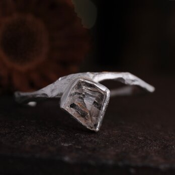 Topaz with black Tourmaline原石のバングル