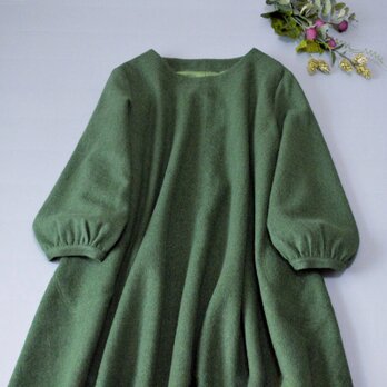 バルーンスリーブ総裏ウール混両脇ポケット付きシンプルなワンピース♪