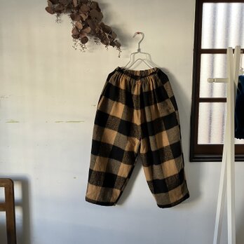 ウールチェックのゆったりパンツ(054)