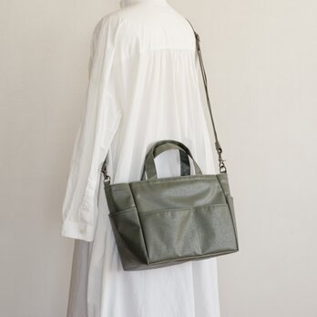 4 pockets tote 横長2way オリーブドラブ / ポリエステル帆布