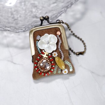 小さなビーズ刺繍のがま口 No.85｜キャメル×ウール｜ネックレス・バッグチャームにも｜アクセサリーケース｜一点物のコピー